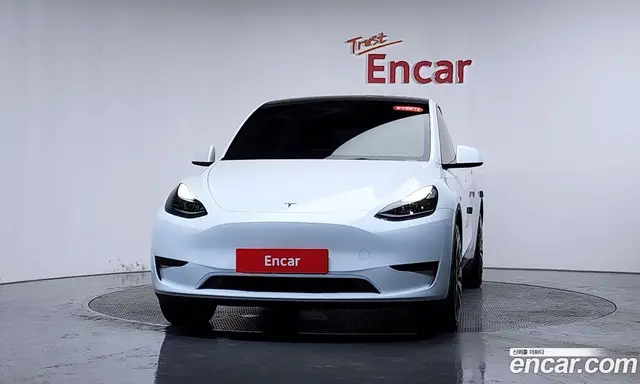 Tesla Model Y 2024 0.2 автомат (гидро), миниатюра 2