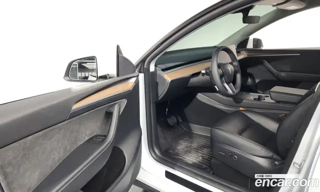 Tesla Model Y 2024 0.2 автомат (гидро), миниатюра 12