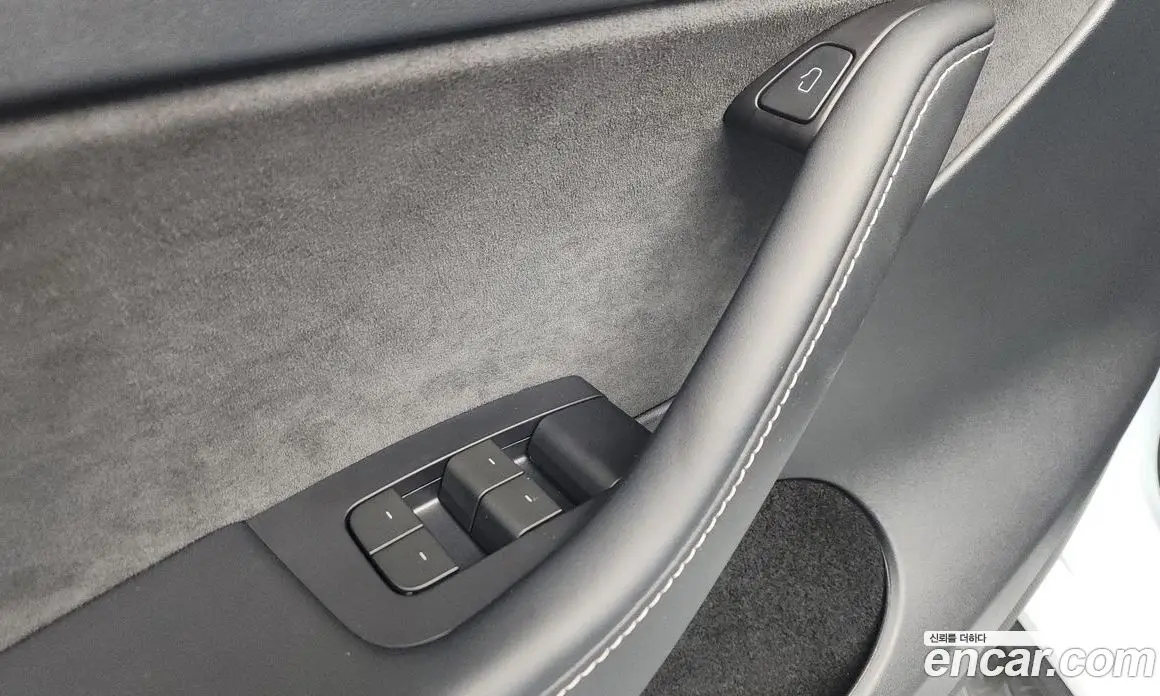 Tesla Model Y 2024 0.2 автомат (гидро), фото 28
