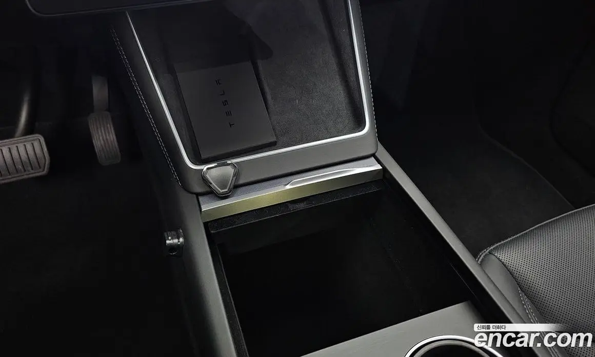 Tesla Model Y 2025 0.2 автомат (гидро), фото 27