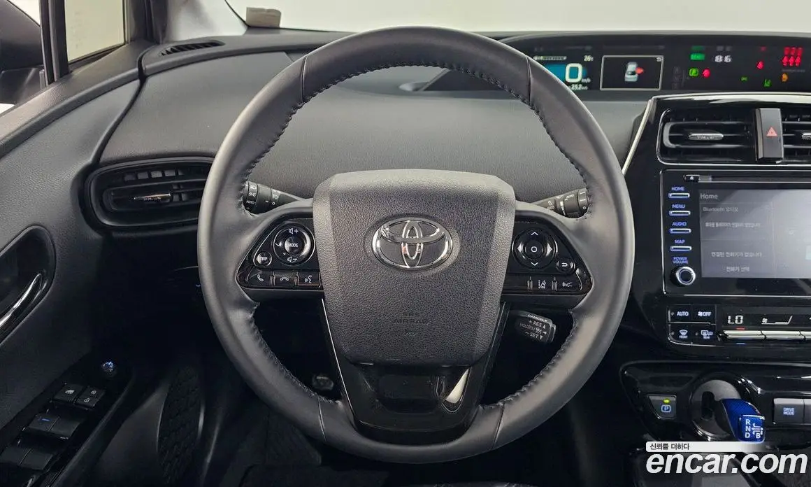 Toyota Prius 2021 1.8 автомат (гидро), фото 13