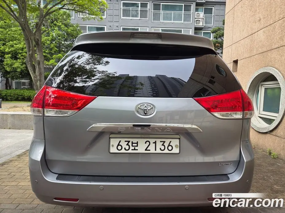 Toyota Sienna 2014 3.5 автомат (гидро), фото 6