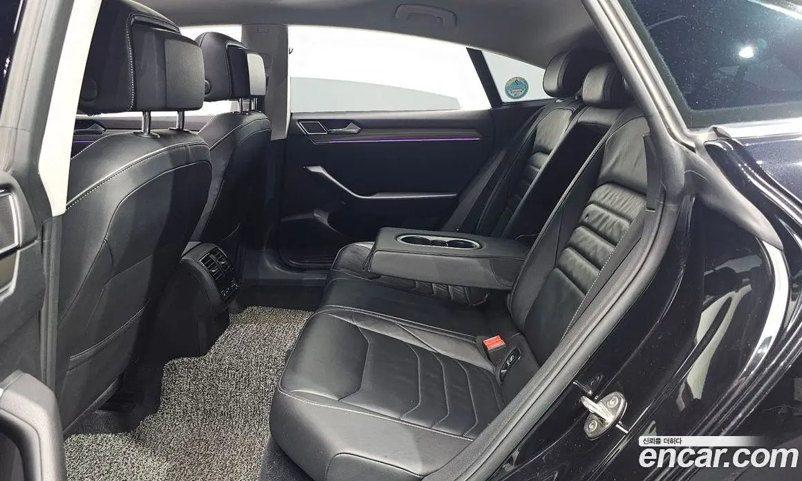 Volkswagen Arteon 2019 2.0 автомат (гидро), фото 16