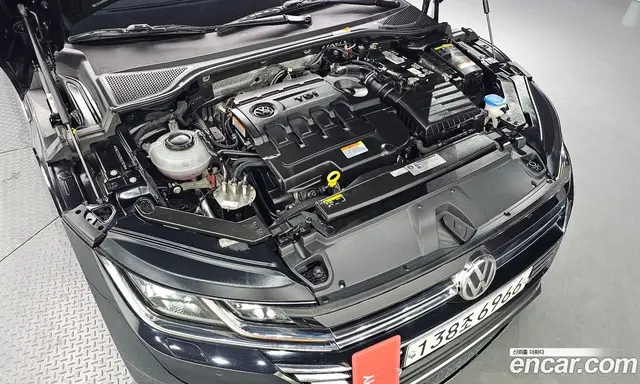 Volkswagen Arteon 2019 2.0 автомат (гидро), миниатюра 5