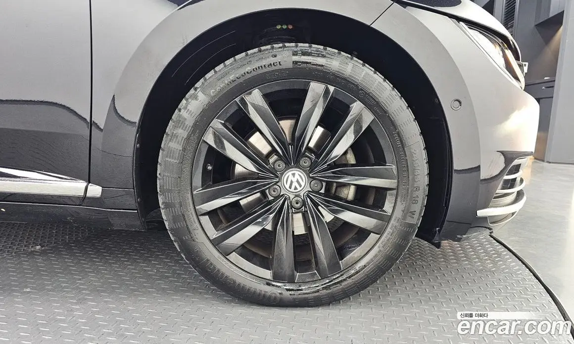 Volkswagen Arteon 2019 2.0 автомат (гидро), фото 6