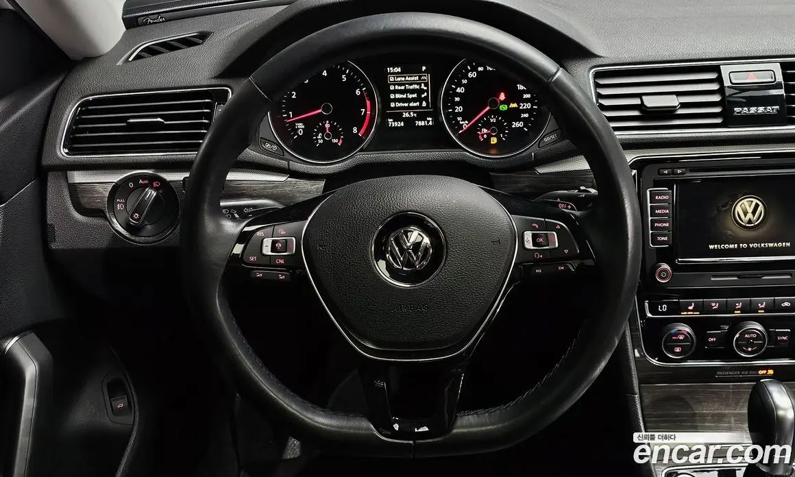 Volkswagen Passat 2018 2.0 автомат (гидро), фото 14