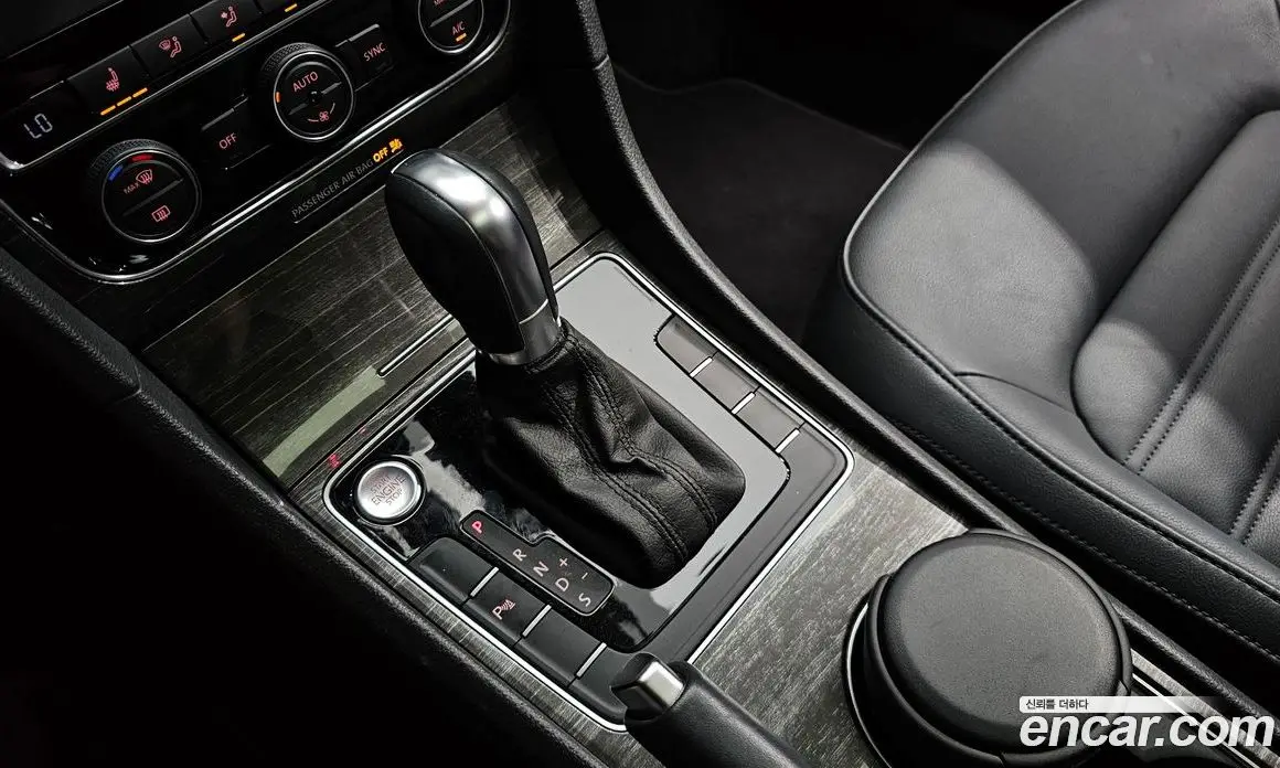 Volkswagen Passat 2018 2.0 автомат (гидро), фото 9