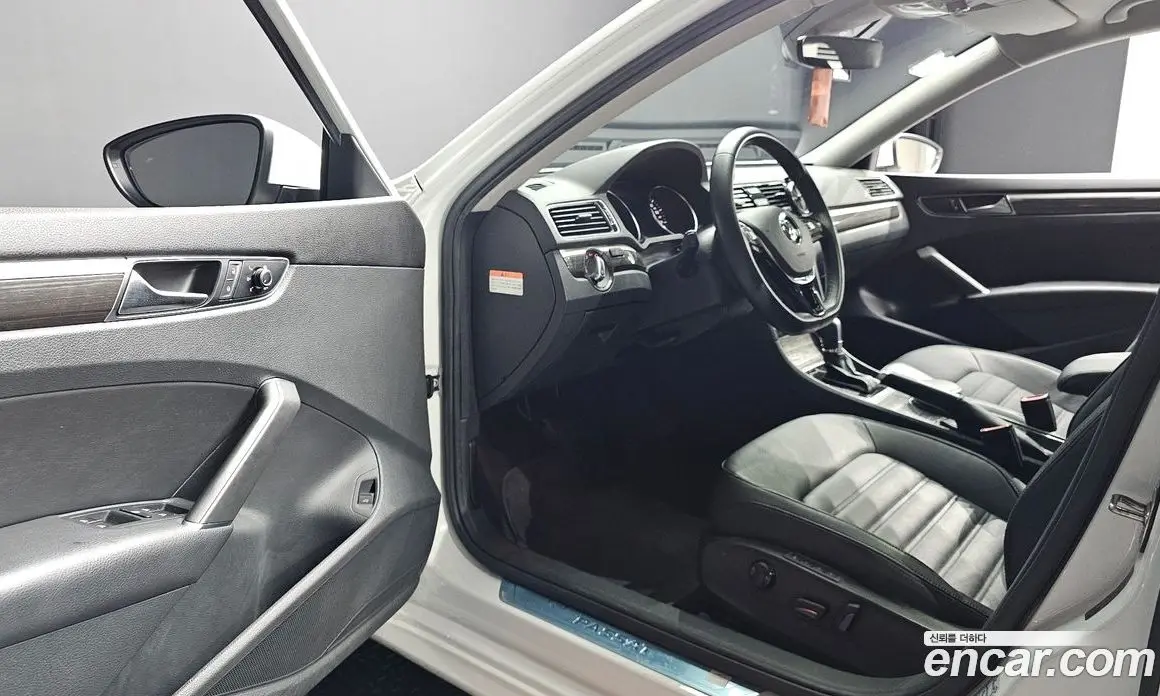 Volkswagen Passat 2018 2.0 автомат (гидро), фото 10