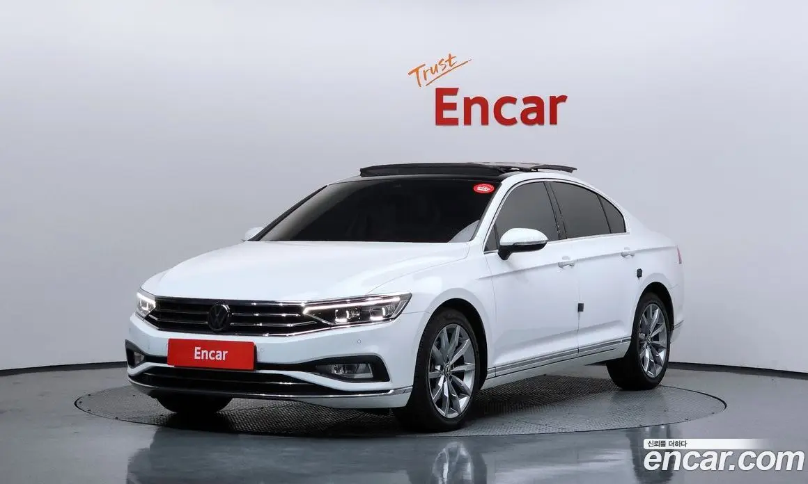 Volkswagen Passat 2021 2.0 автомат (гидро), фото 1 Volkswagen Passat 2021 2.0 автомат (гидро), фото 1