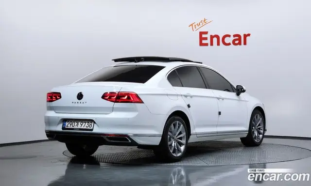 Volkswagen Passat 2021 2.0 автомат (гидро), миниатюра 2 Volkswagen Passat 2021 2.0 автомат (гидро), миниатюра 2