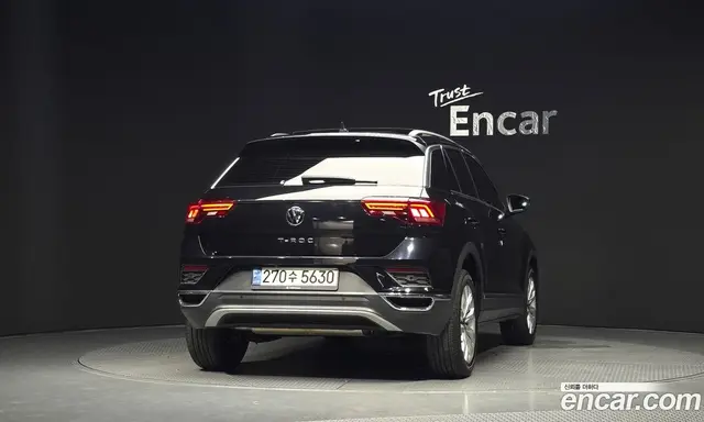 Volkswagen T-Roc 2021 2.0 автомат (гидро), миниатюра 4