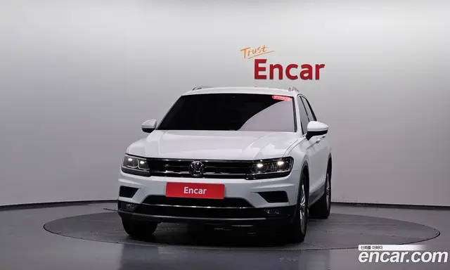Volkswagen Tiguan 2018 2.0 автомат (гидро), миниатюра 2