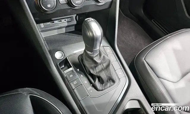 Volkswagen Tiguan 2018 2.0 автомат (гидро), миниатюра 11