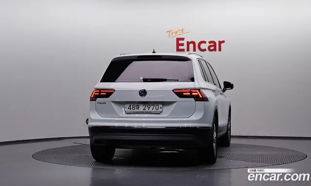 Volkswagen Tiguan 2018 2.0 автомат (гидро), миниатюра 3