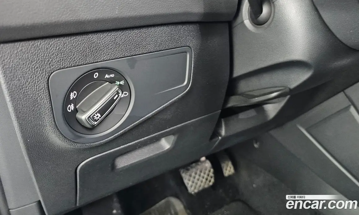 Volkswagen Tiguan 2018 2.0 автомат (гидро), фото 25