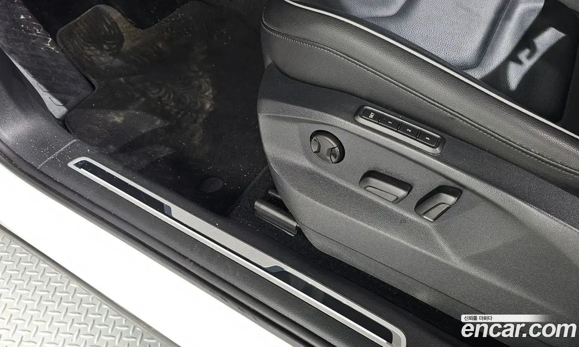 Volkswagen Tiguan 2018 2.0 автомат (гидро), фото 26