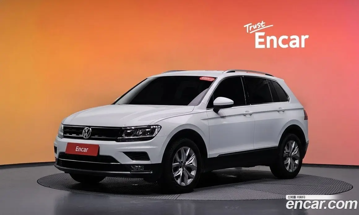 Volkswagen Tiguan 2018 2.0 автомат (гидро), фото 30