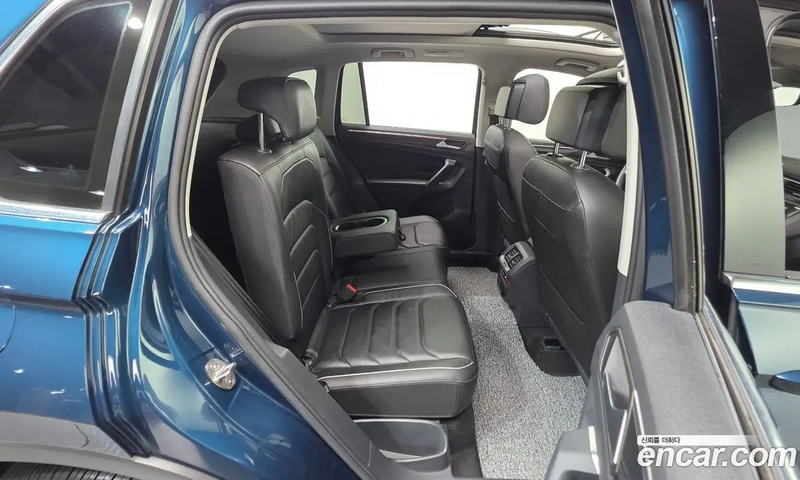 Volkswagen Tiguan 2023 2.0 автомат (гидро), фото 23