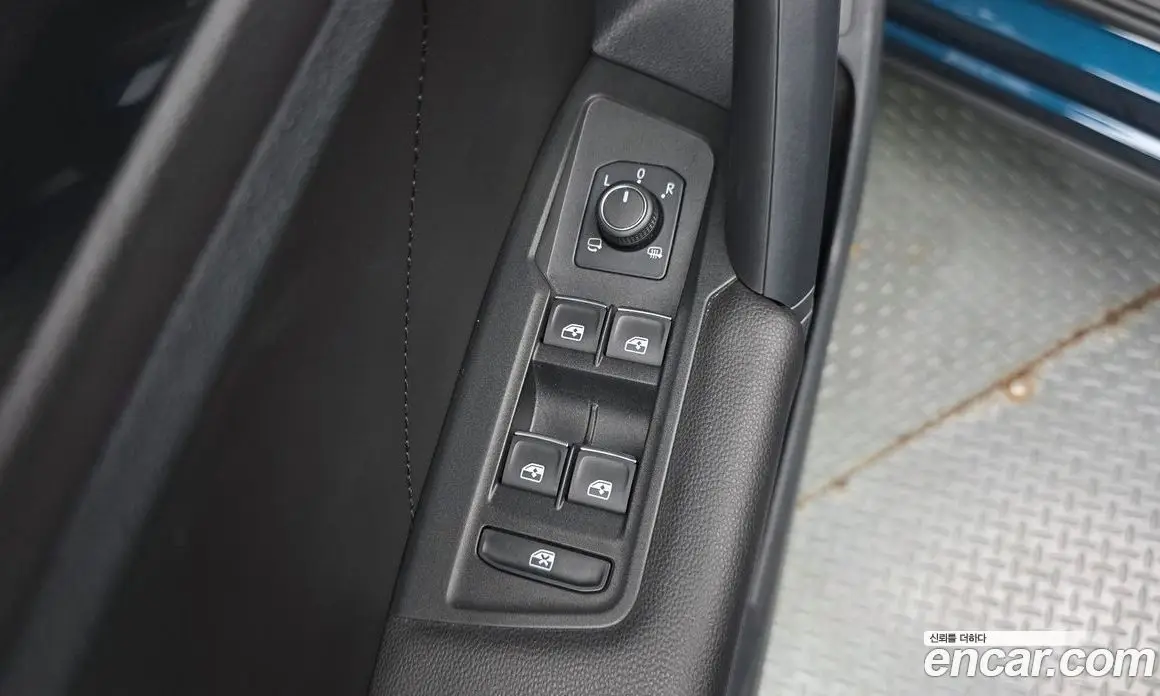 Volkswagen Tiguan 2023 2.0 автомат (гидро), фото 27