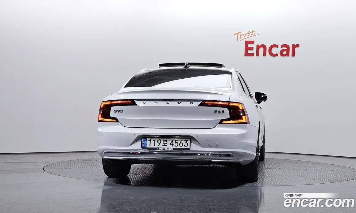 Volvo S90 2023 2.0 автомат (гидро), фото 4