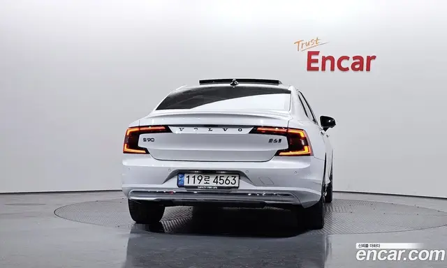 Volvo S90 2023 2.0 автомат (гидро), миниатюра 4