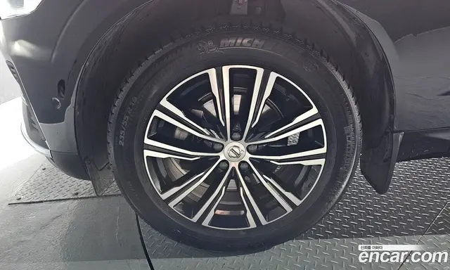Volvo XC60 2021 2.0 автомат (гидро), миниатюра 5