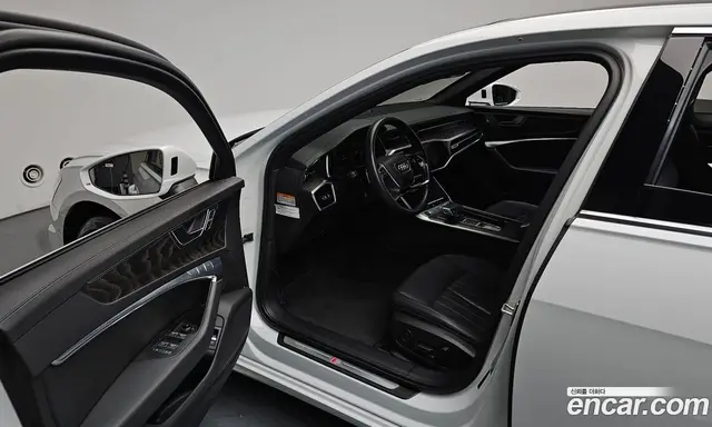 Audi A6 2021 2.0 автомат (гидро), миниатюра 12