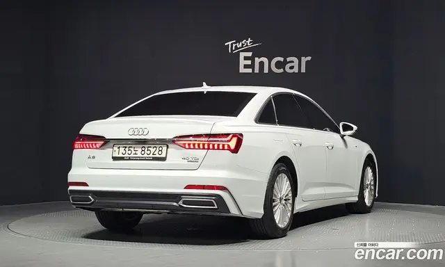 Audi A6 2021 2.0 автомат (гидро), миниатюра 2