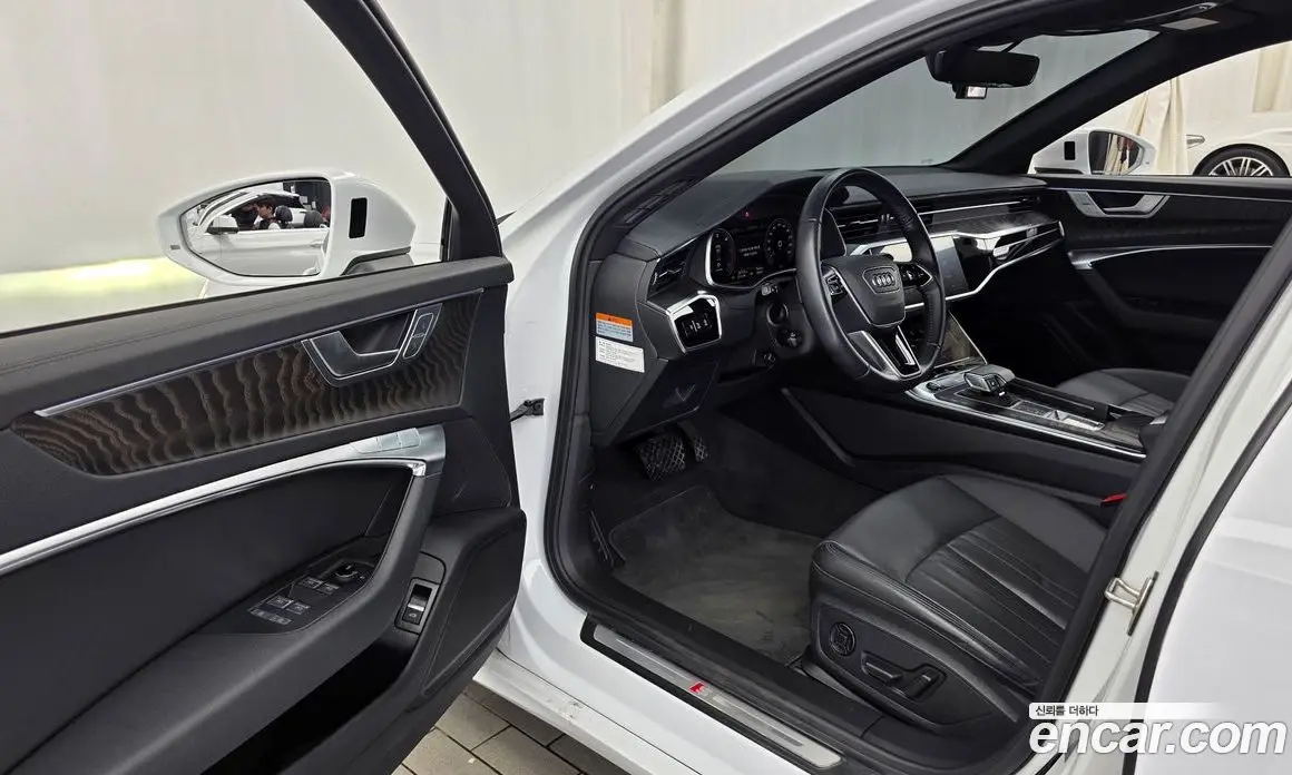 Audi A6 2021 2.0 автомат (гидро), фото 13