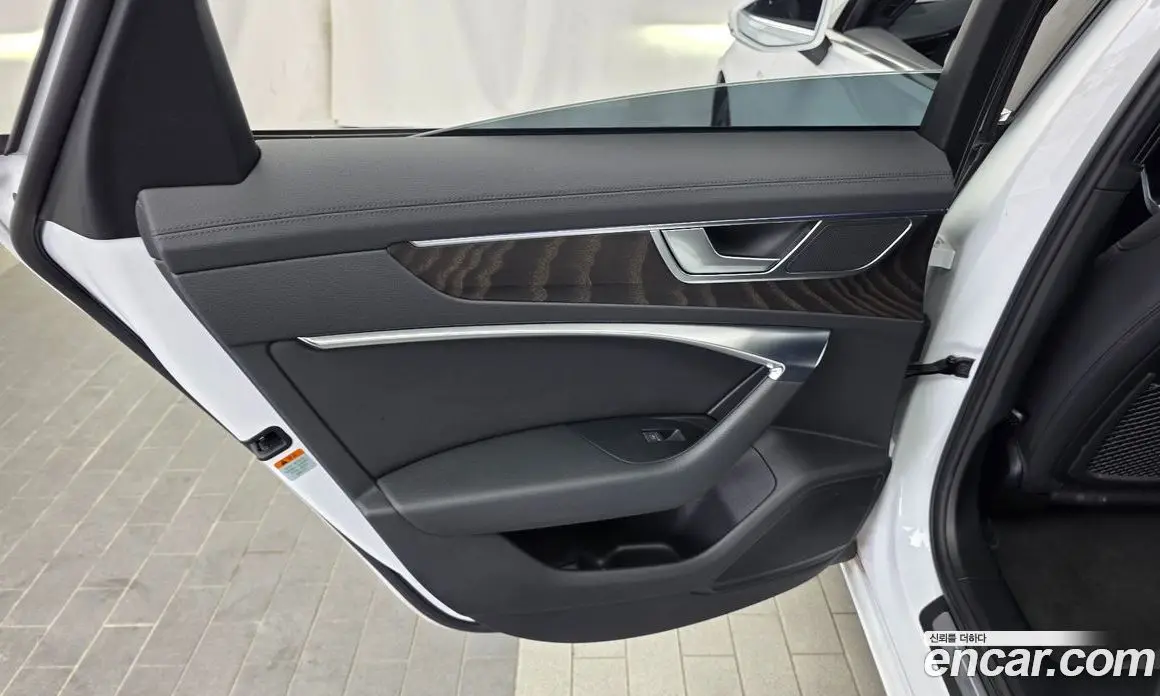 Audi A6 2021 2.0 автомат (гидро), фото 15