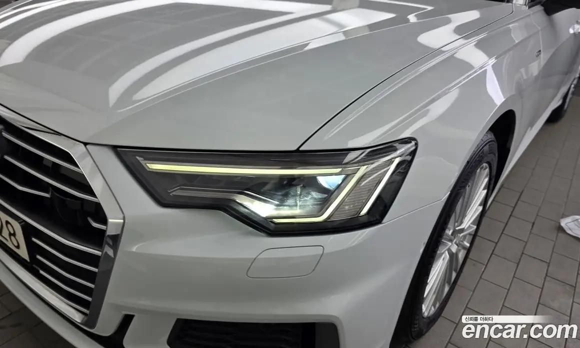 Audi A6 2021 2.0 автомат (гидро), фото 8