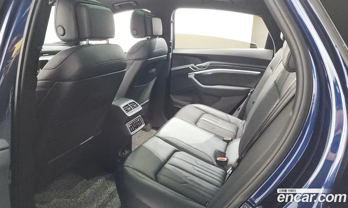 Audi e-tron 2021 0.2 автомат (гидро), фото 20