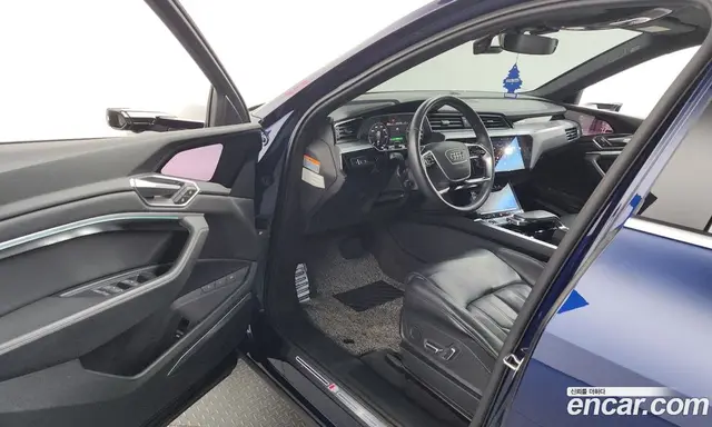 Audi e-tron 2021 0.2 автомат (гидро), миниатюра 10
