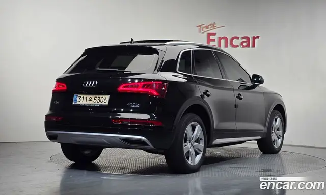 Audi Q5 2020 2.0 автомат (гидро), миниатюра 2