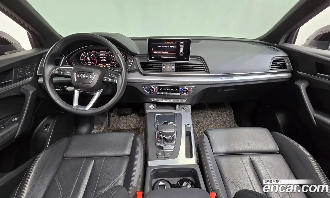 Audi Q5 2020 2.0 автомат (гидро), фото 10