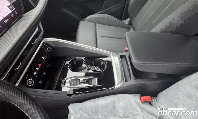 Audi Q5 2025 2.0 автомат (гидро), миниатюра 10