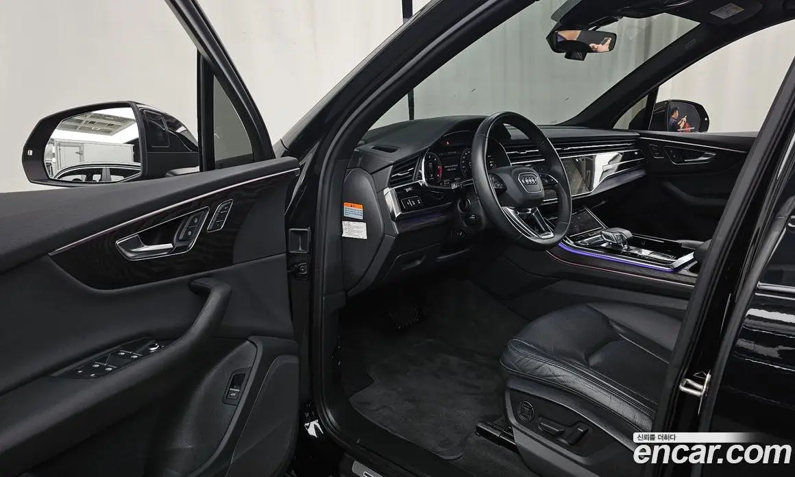 Audi Q7 2021 3.0 автомат (гидро), фото 13