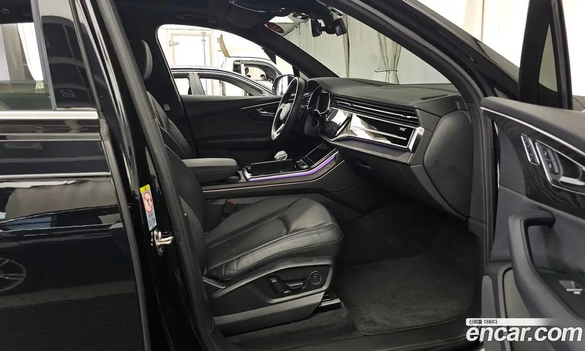 Audi Q7 2021 3.0 автомат (гидро), фото 17