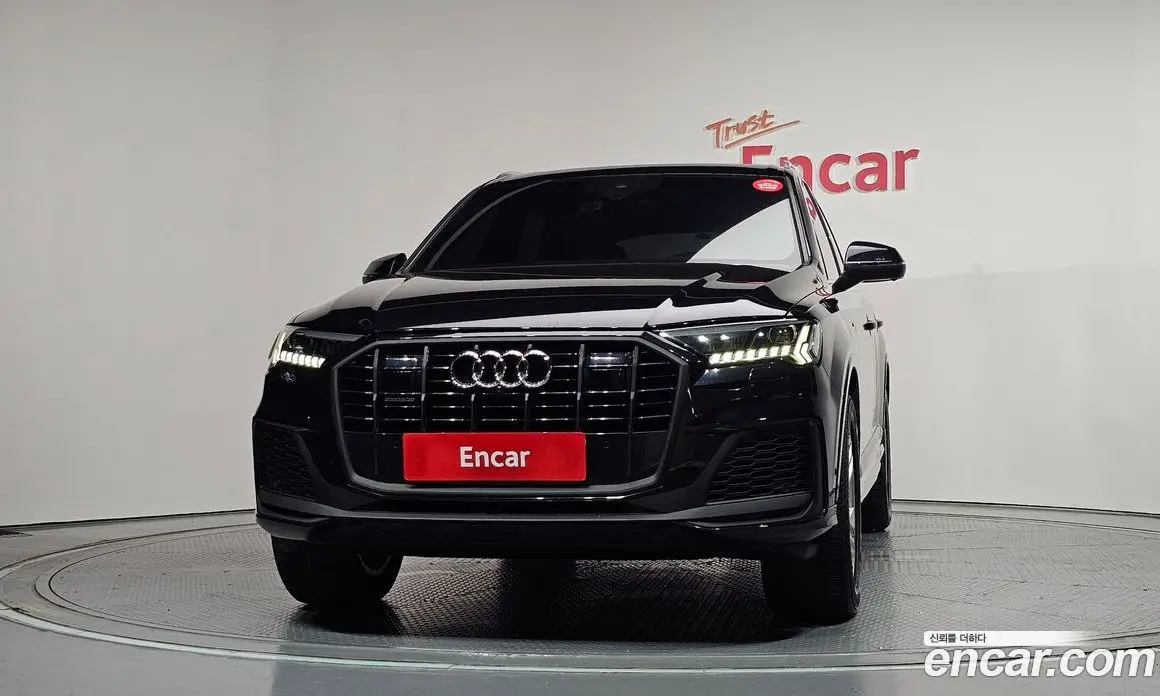Audi Q7 2021 3.0 автомат (гидро), фото 3