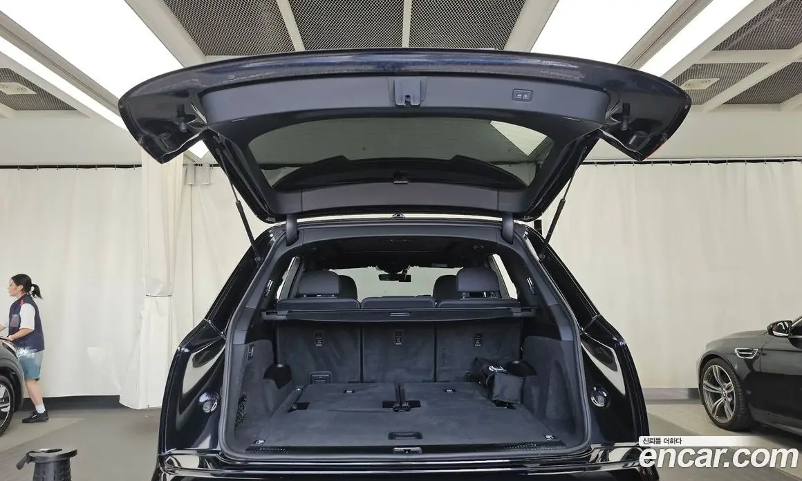 Audi Q7 2021 3.0 автомат (гидро), фото 26
