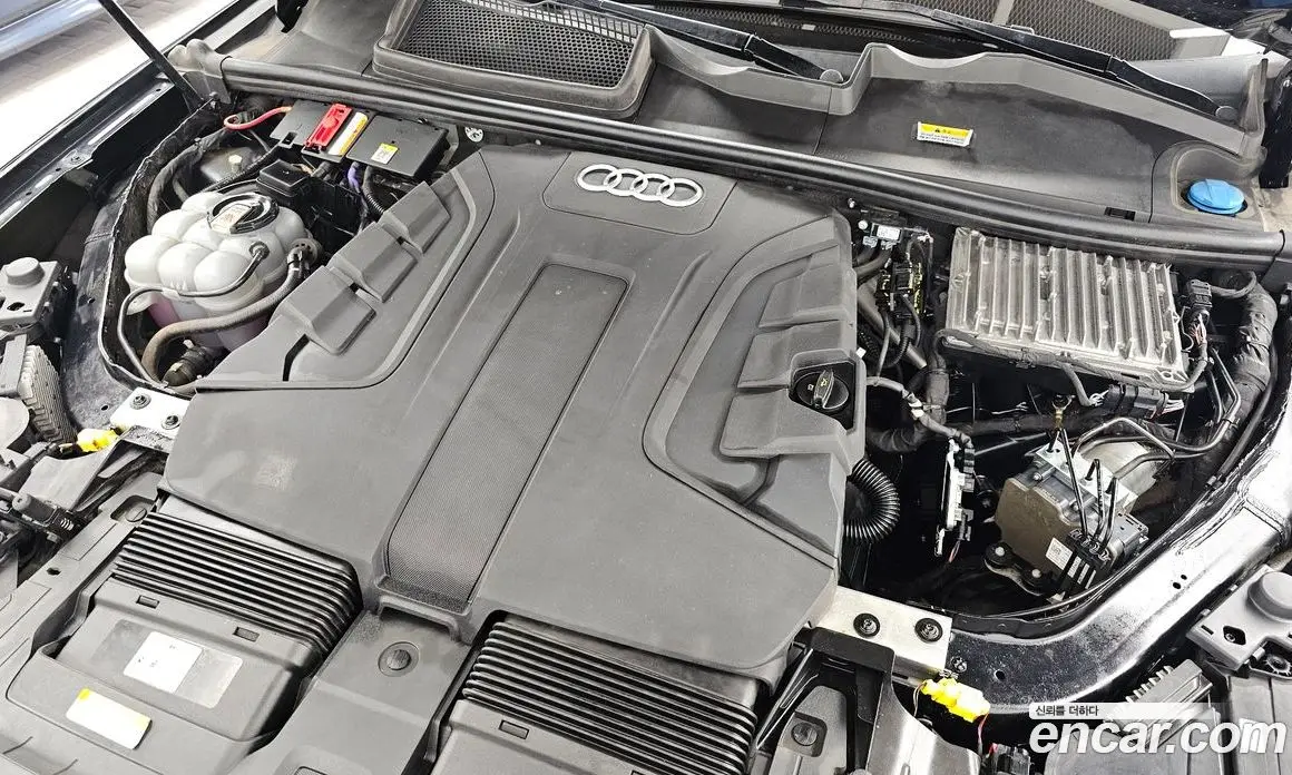 Audi Q7 2021 3.0 автомат (гидро), фото 6
