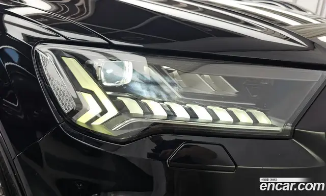 Audi Q7 2021 3.0 автомат (гидро), миниатюра 8