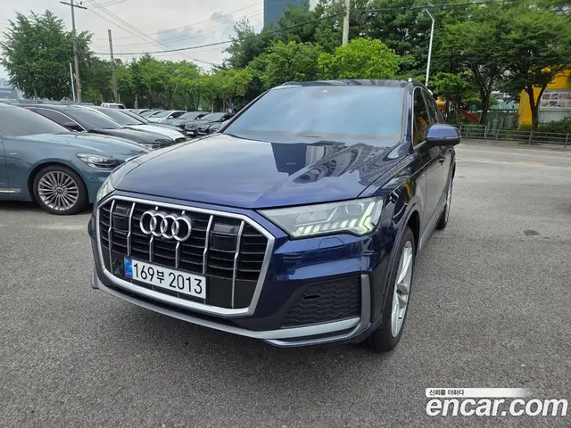Audi Q7 2023 3.0 автомат (гидро), миниатюра 1
