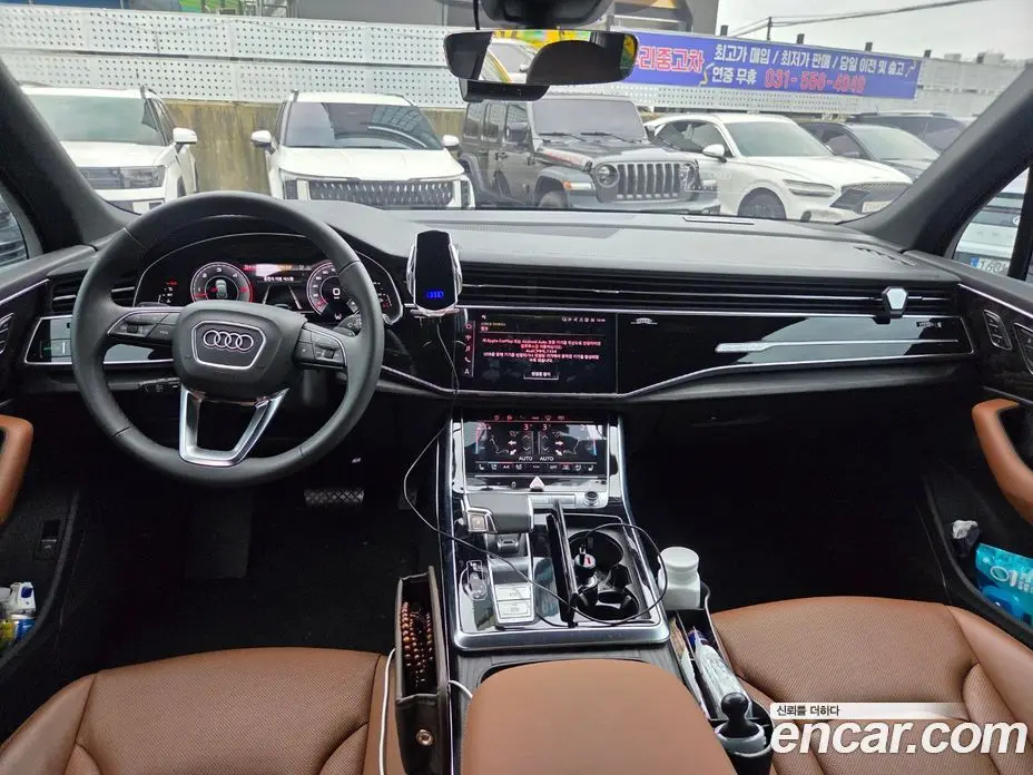 Audi Q7 2023 3.0 автомат (гидро), фото 7