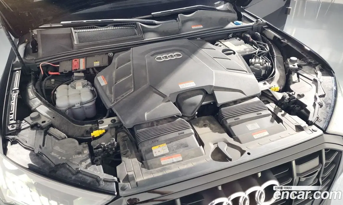 Audi Q7 2023 3.0 автомат (гидро), фото 6