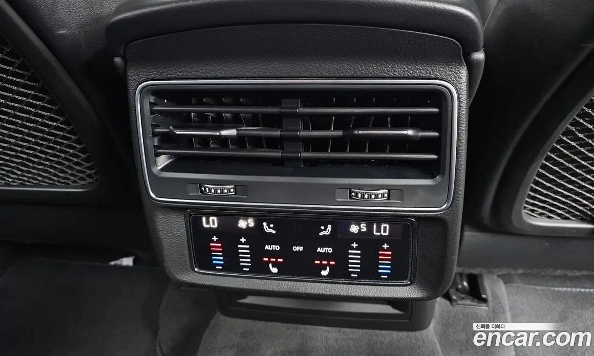 Audi Q8 2021 3.0 автомат (гидро), фото 19