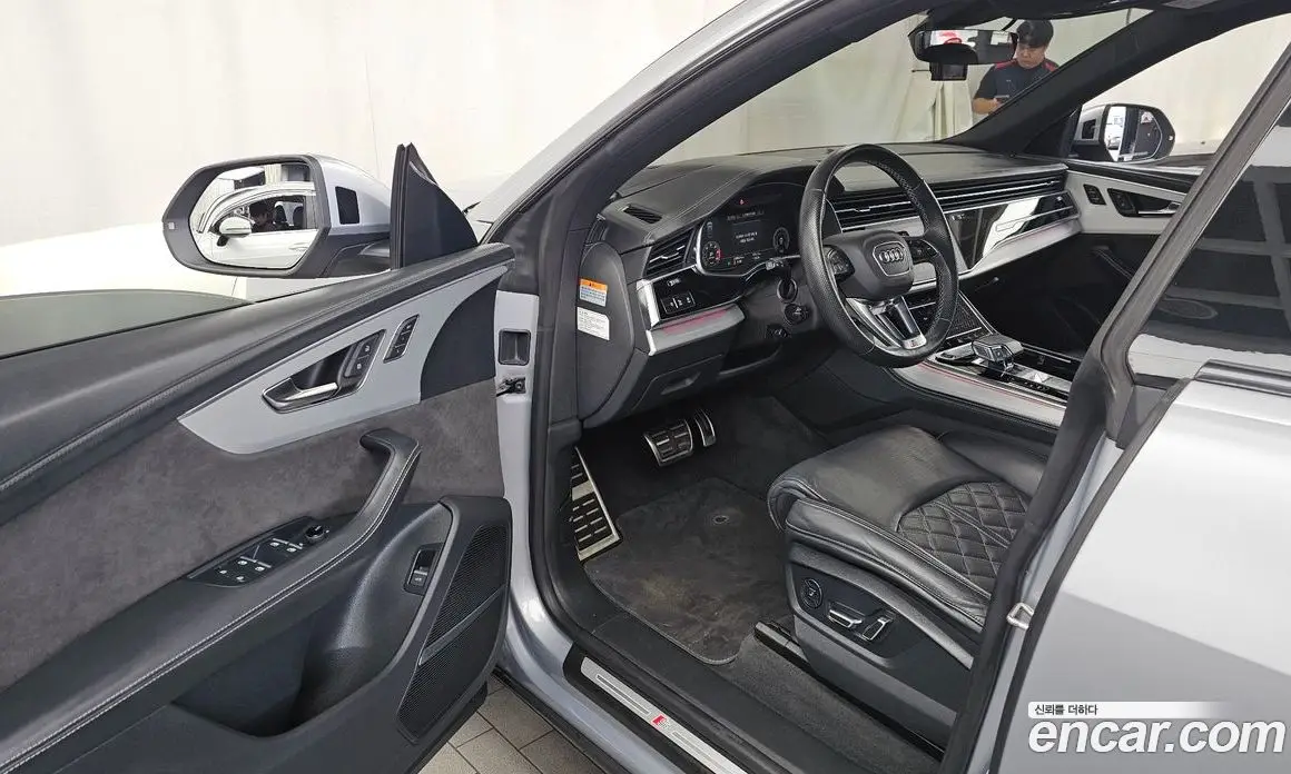 Audi Q8 2021 3.0 автомат (гидро), фото 10