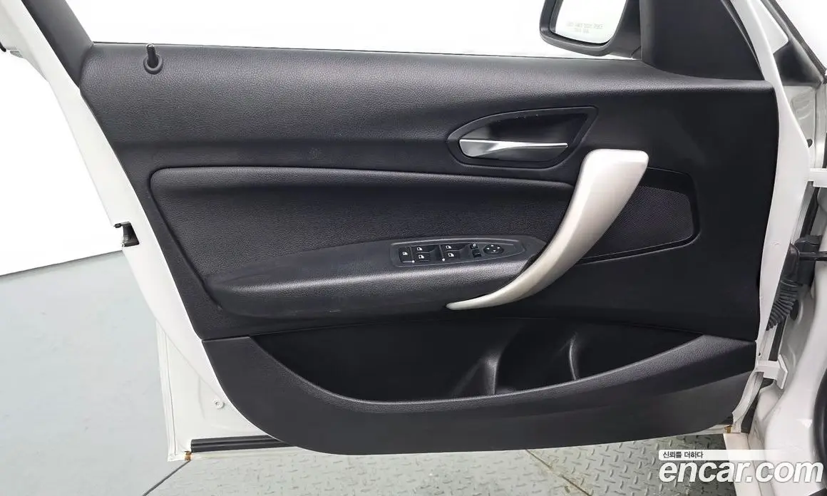 BMW 1 серия 2018 2.0 автомат (гидро), фото 14