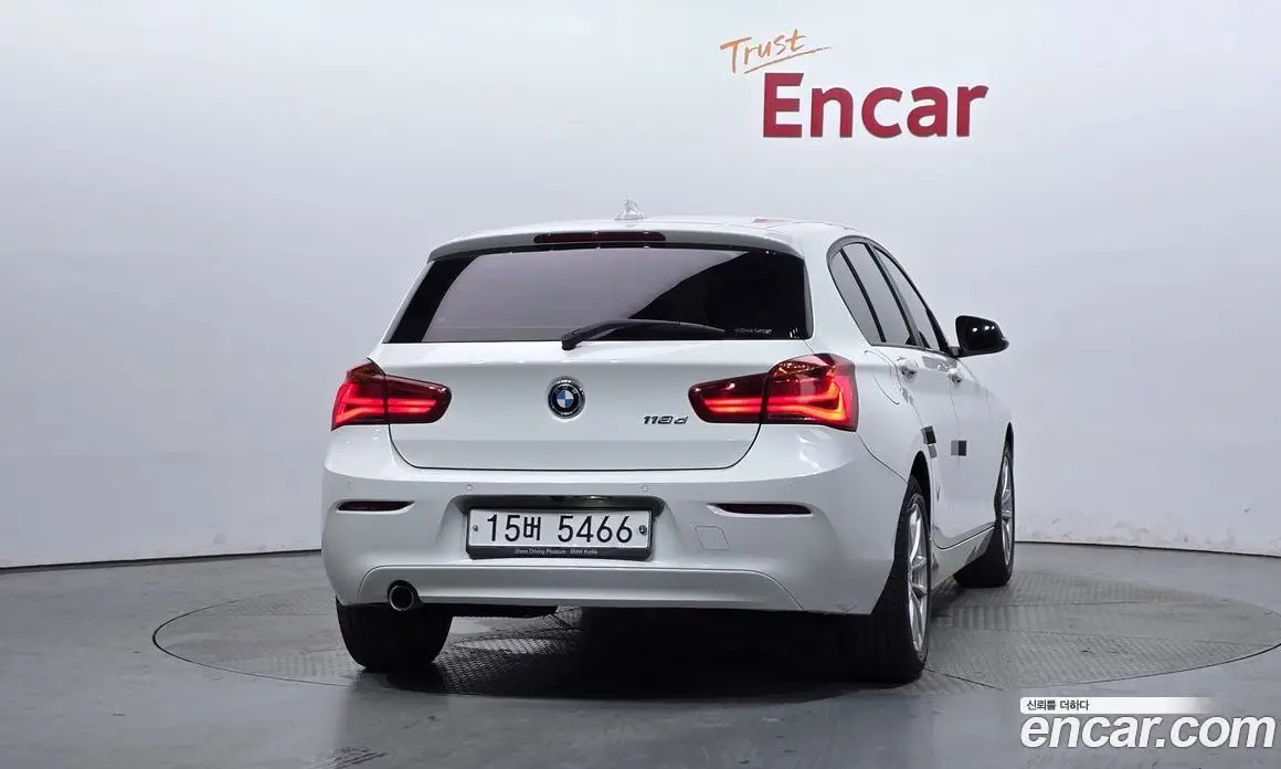 BMW 1 серия 2018 2.0 автомат (гидро), фото 4