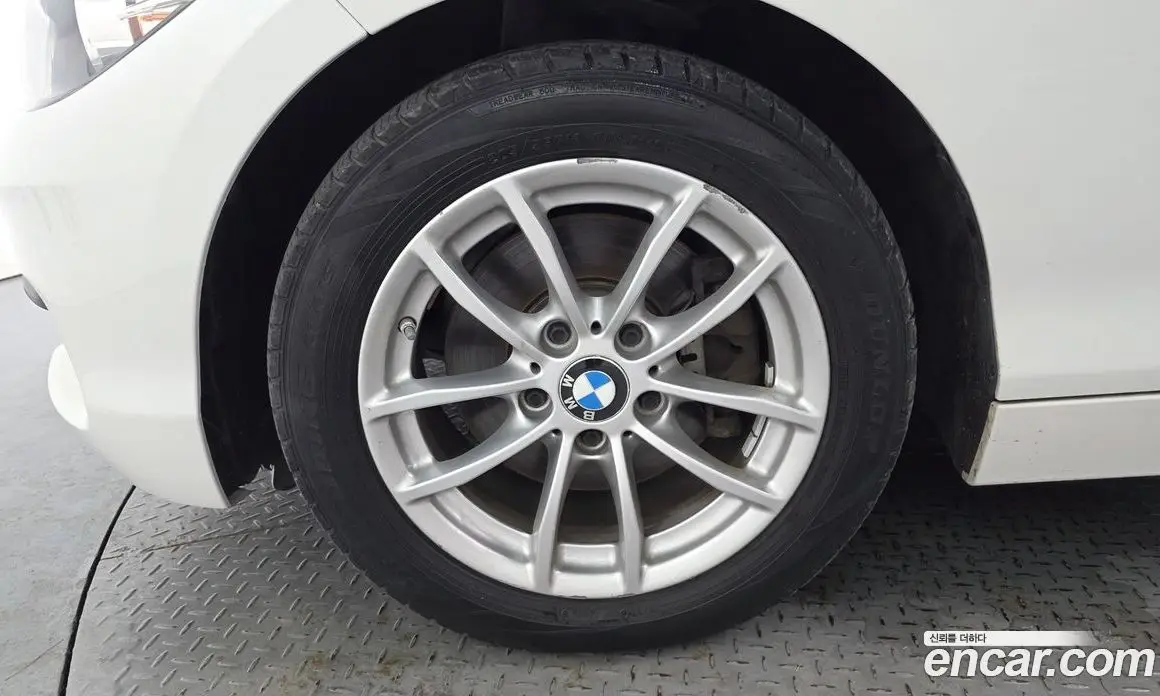 BMW 1 серия 2018 2.0 автомат (гидро), фото 5